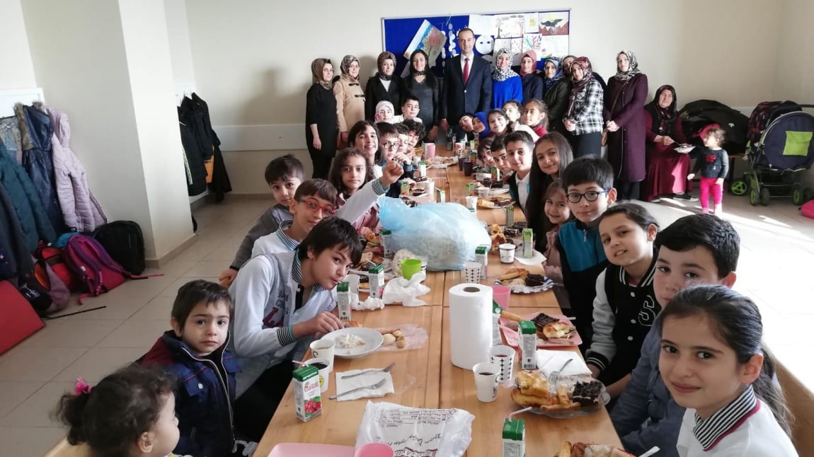 Okulumuzda Tutum Yatırım ve Türk Malları Haftası Etkinlikleri